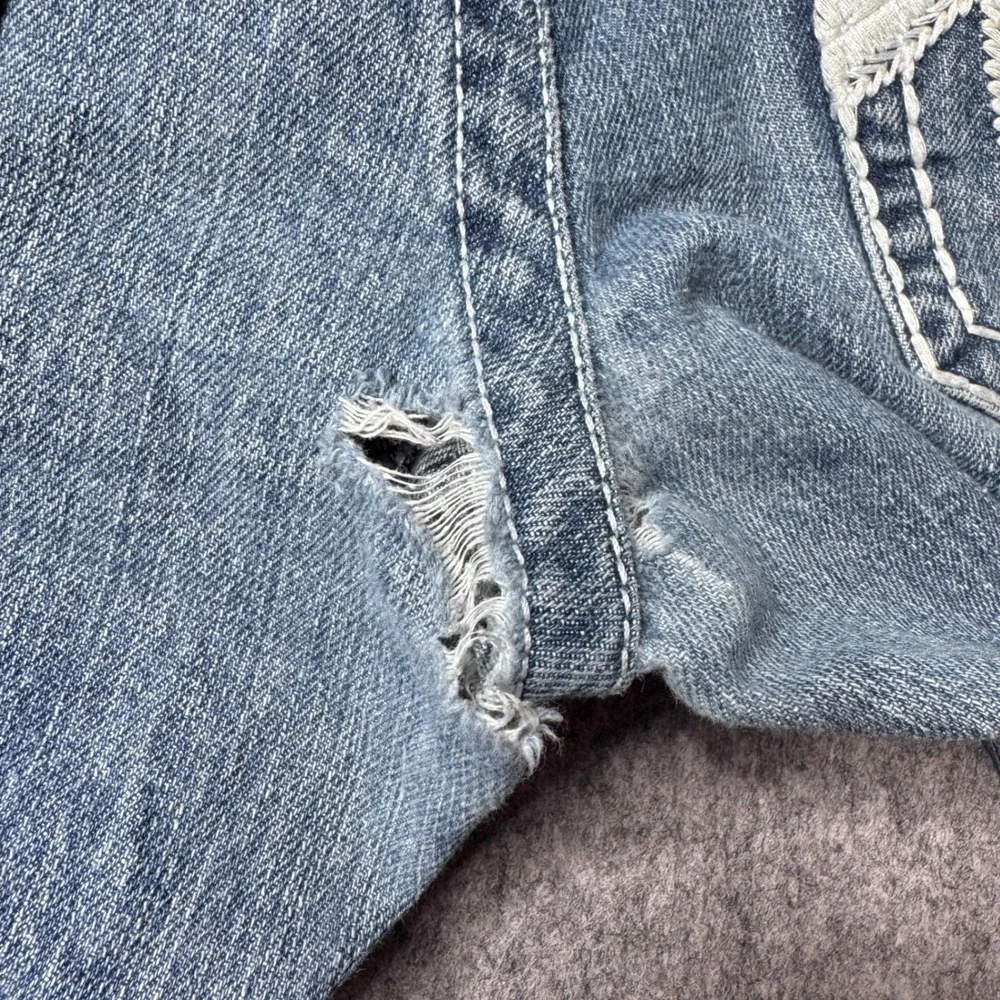 True Religion Joey Super T Mens 32 Blue Wash Straight Leg Jeans USA Made FLAW